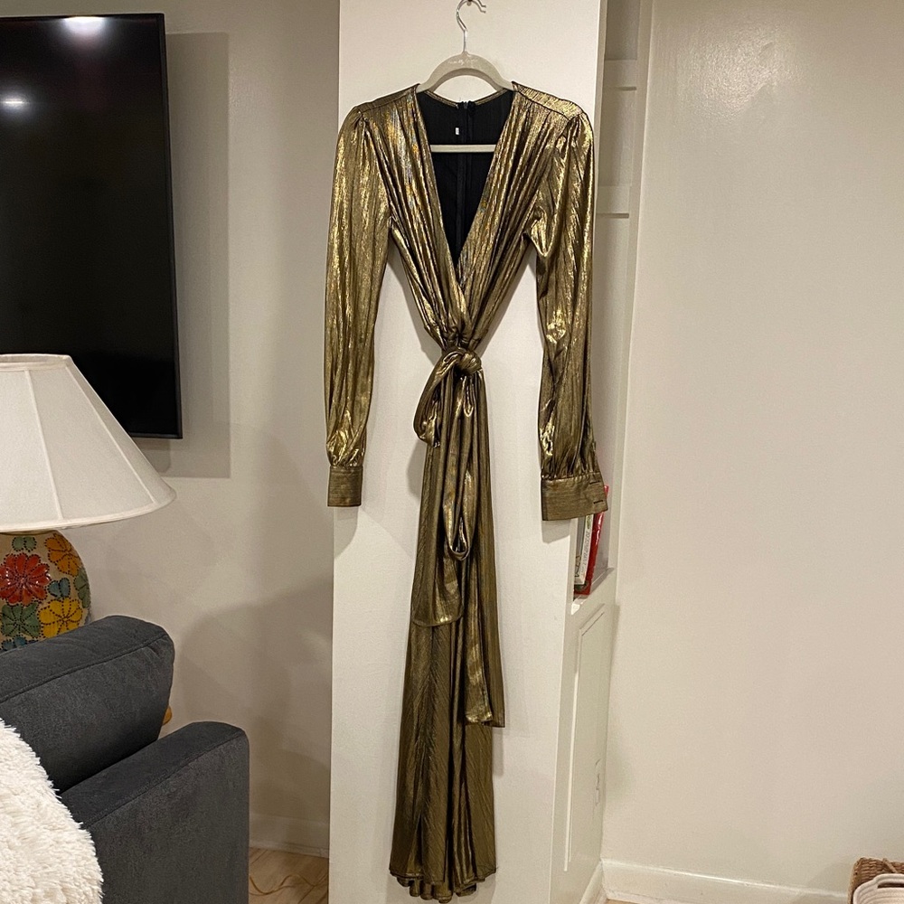 Elegant Gold Maxi Dress